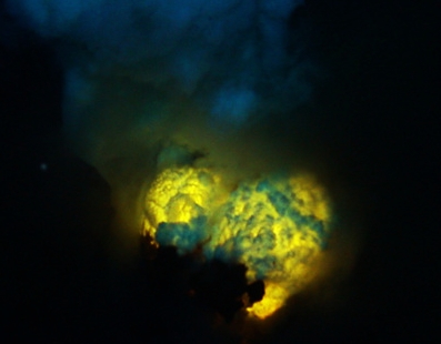 This is NOT LO'IHI, but another deep-sea eruption at Hades Vent at West Mata submarine volcano. The name of the file was "Subduction-Eruption-Double_Magma_Bubble" :) Credit: Joseph Resing