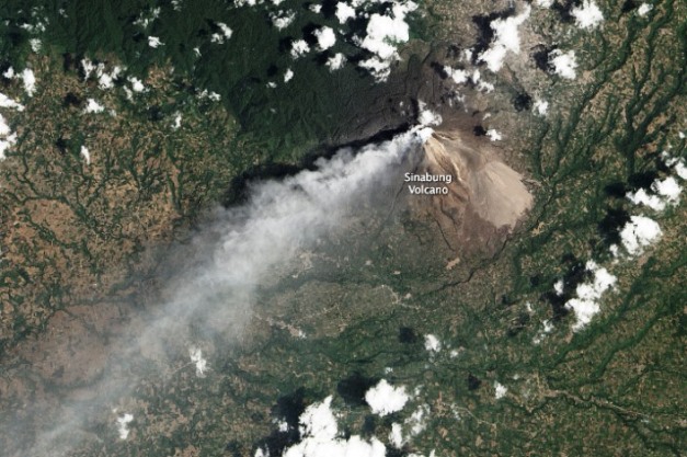 Sinabung from space - Mar 2014 - http://earthobservatory.nasa.gov/NaturalHazards/view.php?id=83314